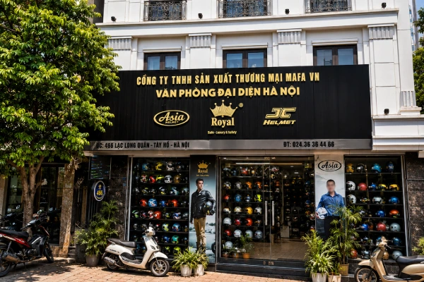 Shop mũ bảo hiểm Hà Nội uy tín tại 466 Đường Bưởi